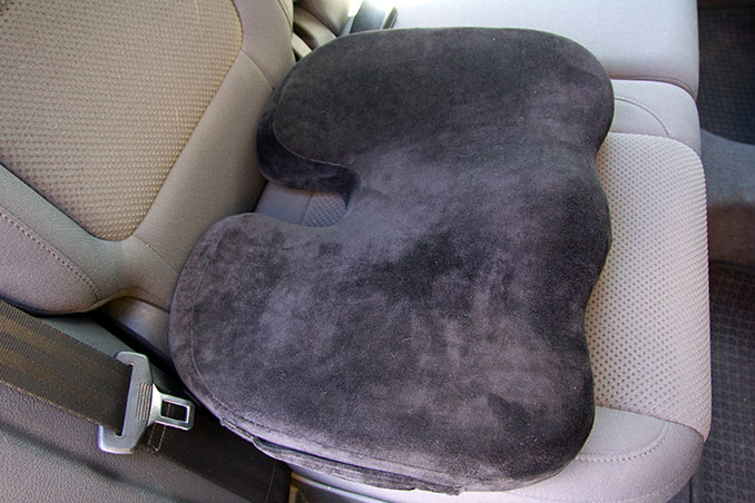Orthopädisches Sitzkissen fürs Auto  Rückenschmerzen ade– Südwest Presse  Online Shop